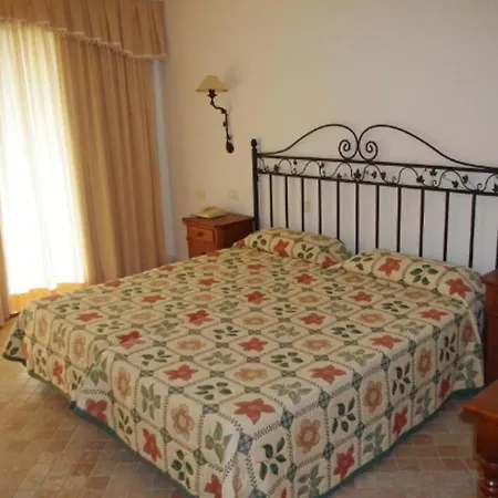 Con Piscina Y Vistas Al Mar Sobre Acantilado Apartament *